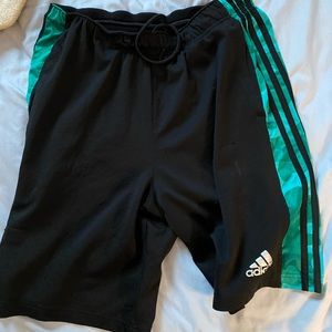 6 pairs of gym shorts, all barely used, sizes are listed in pictures